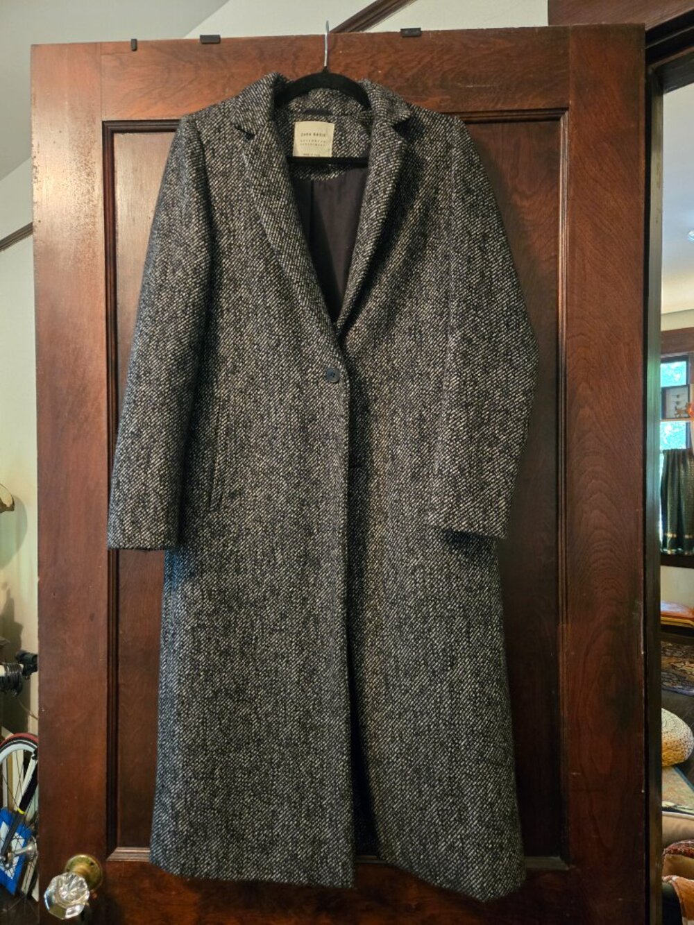 Zara Basic long, lapel, single-button coat sz S